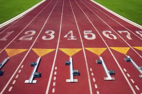 2026美加墨世界杯-萨拉赫赛事官方防守新规引众怒，足球要被保护成啥样？